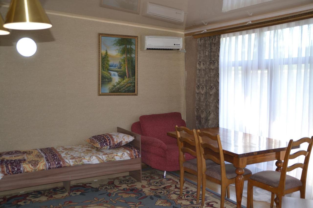 Гостиница Альянс Karaganda Exterior photo